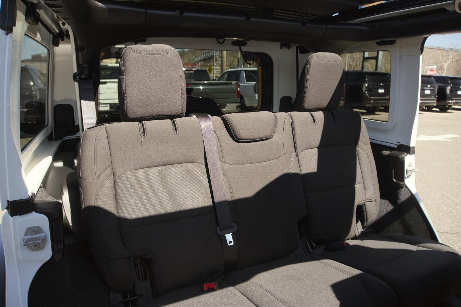 2022 Jeep Wrangler Unlimited Willys 4x4