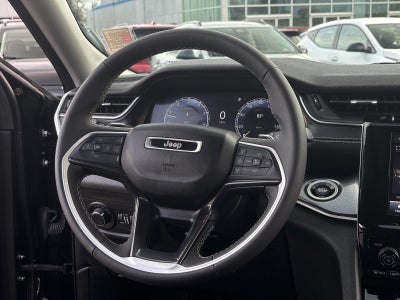 2023 Jeep Grand Cherokee L Laredo 4x4