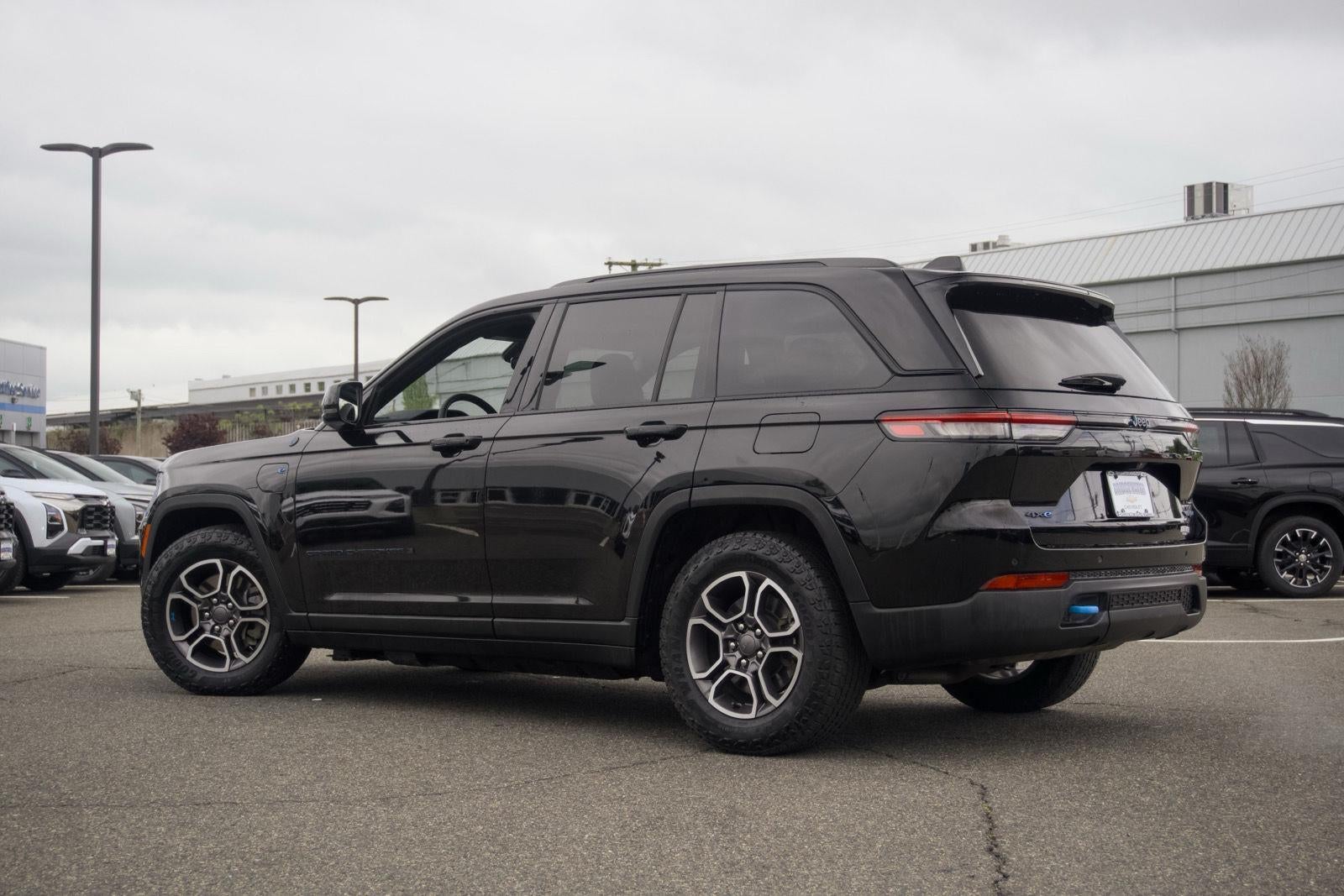 2023 Jeep Grand Cherokee 4xe Trailhawk
