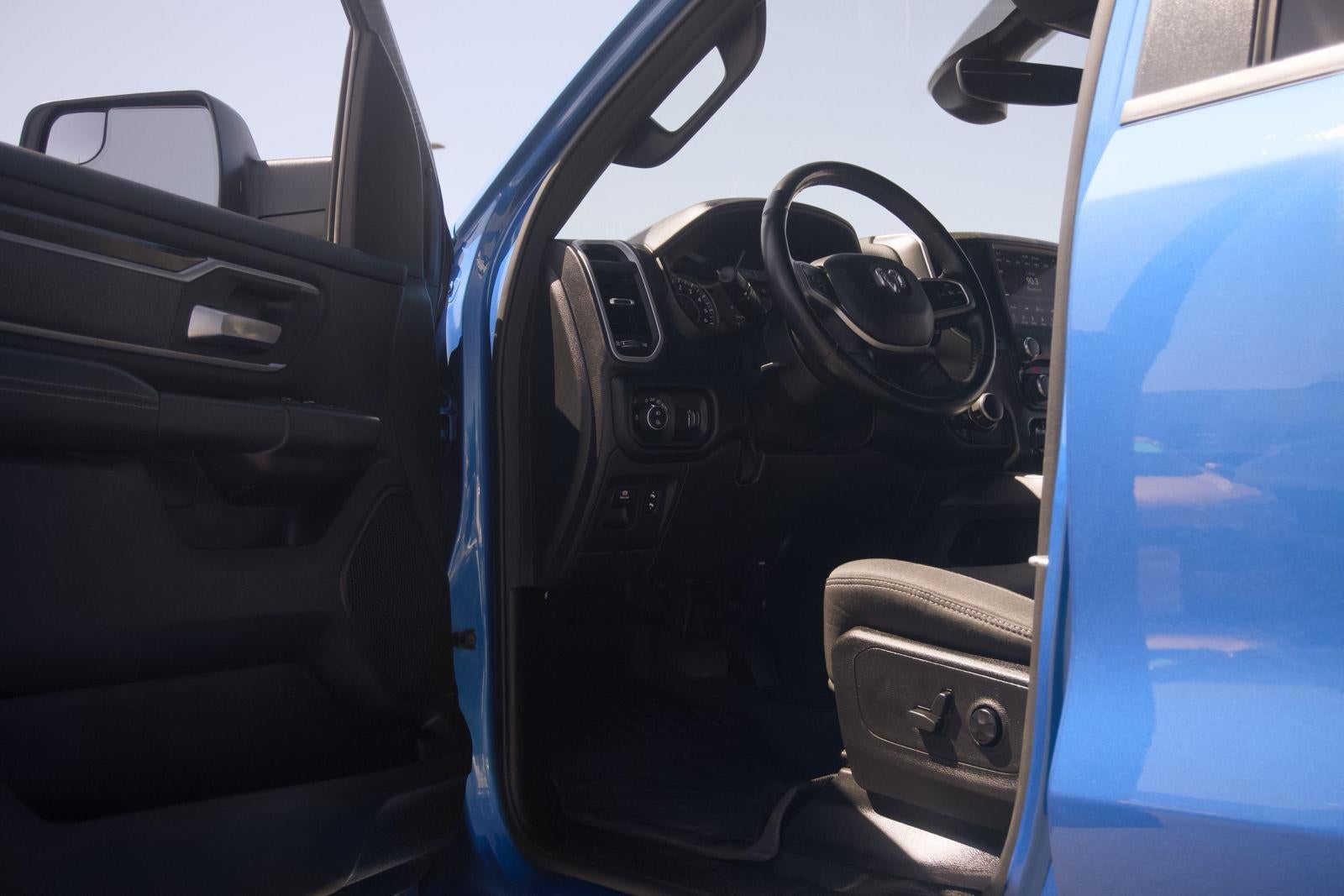2021 RAM 1500 Big Horn Crew Cab 4x4 5'7" Box