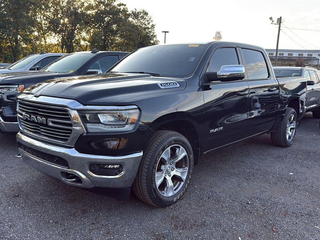 2023 RAM 1500 Laramie Crew Cab 4x4 5'7" Box