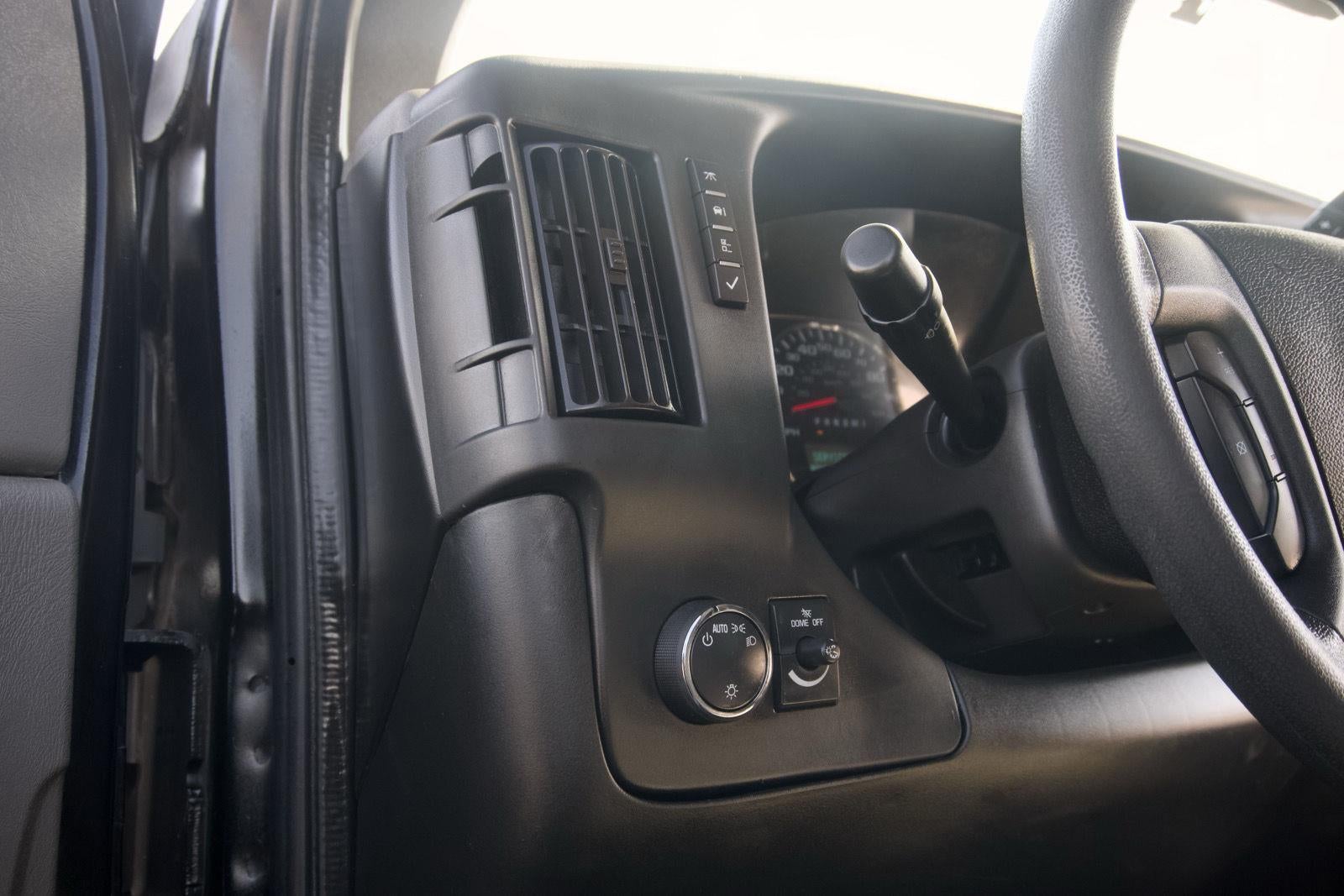 2019 Chevrolet Express Passenger 3500 LT