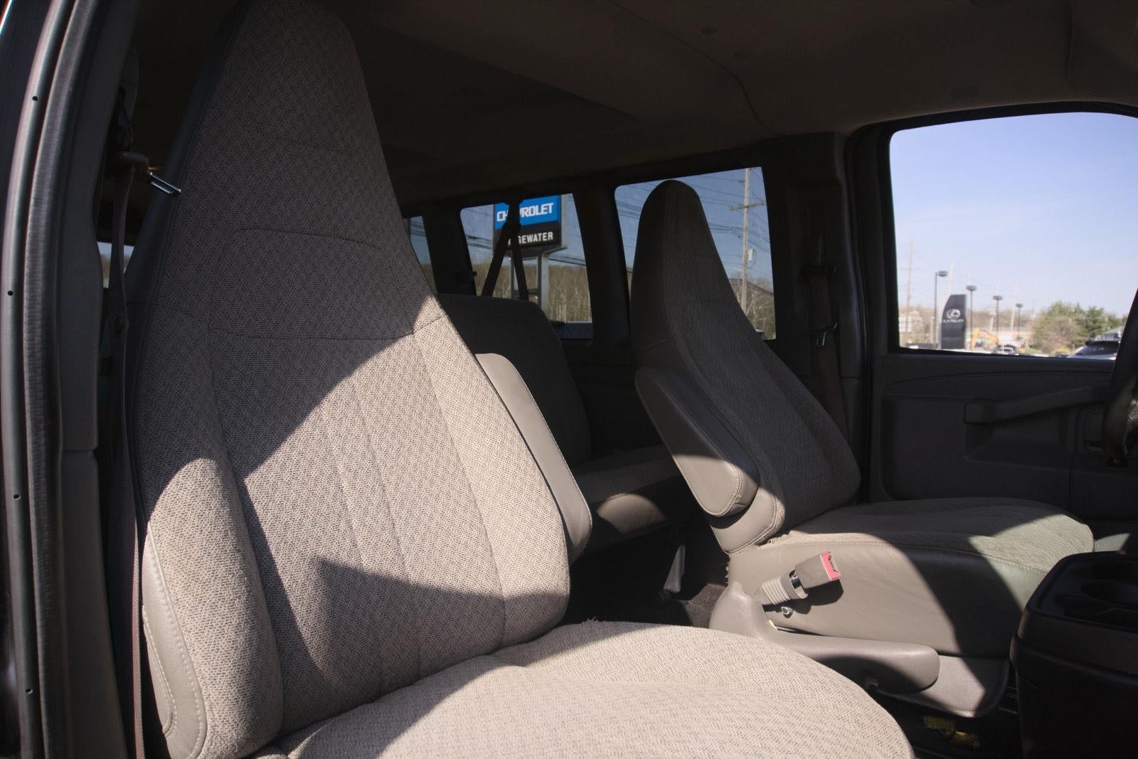 2019 Chevrolet Express Passenger 3500 LT