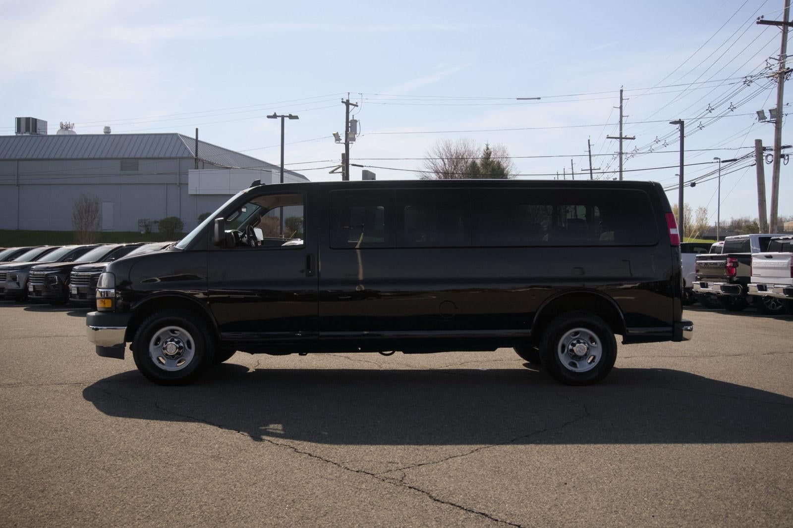 2019 Chevrolet Express Passenger 3500 LT