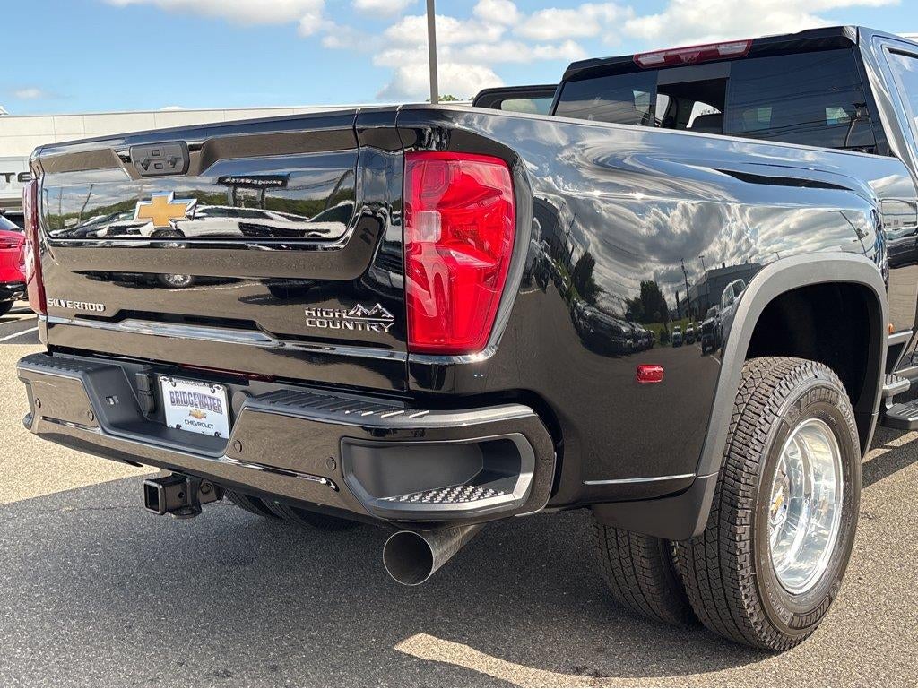2026 Chevrolet Silverado 3500 HD High Country DRW
