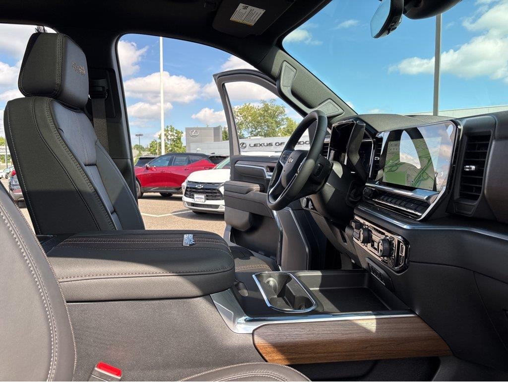 2026 Chevrolet Silverado 3500 HD High Country DRW