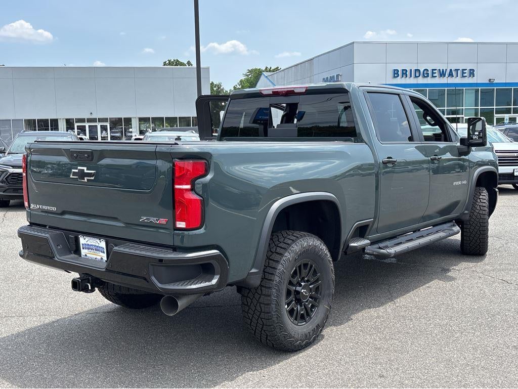 2026 Chevrolet Silverado 2500 HD ZR2 - Photo 10