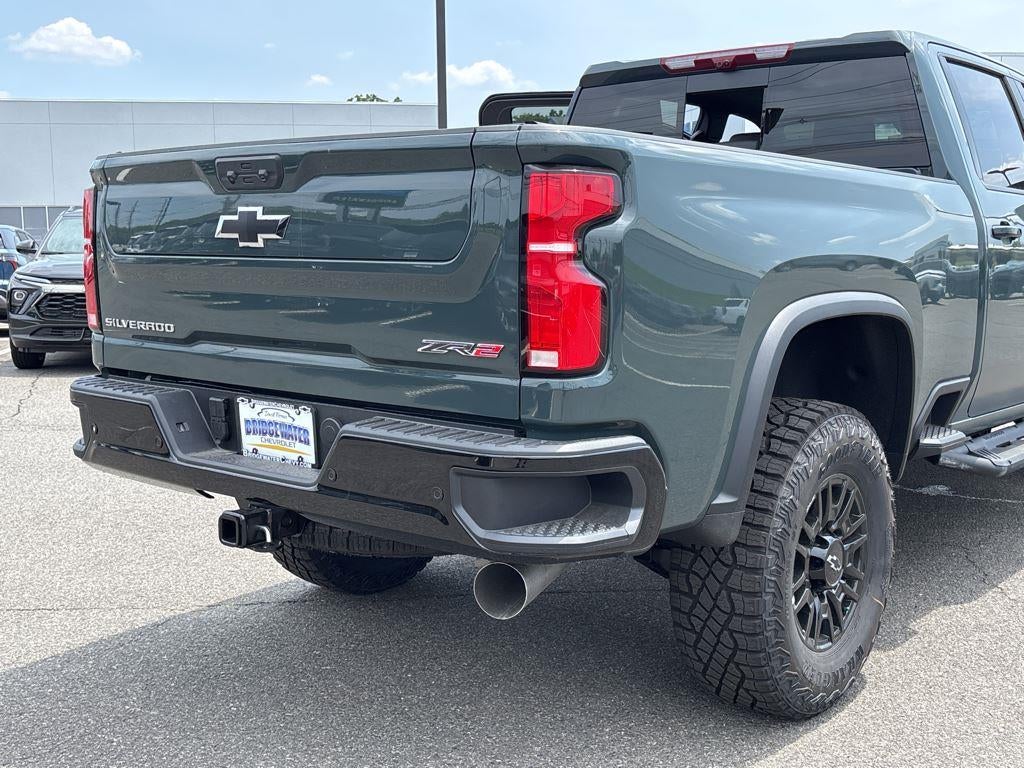 2026 Chevrolet Silverado 2500 HD ZR2 - Photo 11