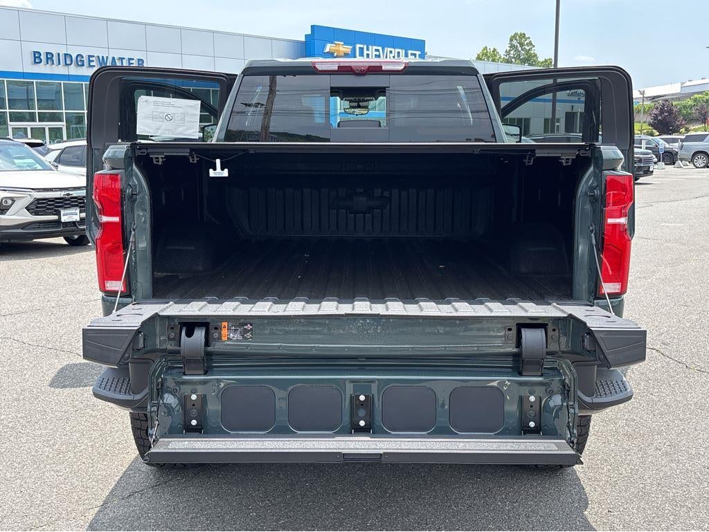 2026 Chevrolet Silverado 2500 HD ZR2 - Photo 13