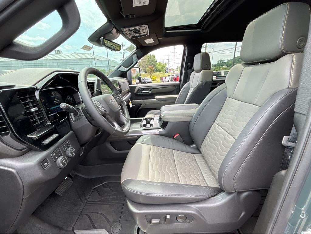 2026 Chevrolet Silverado 2500 HD ZR2 - Photo 17