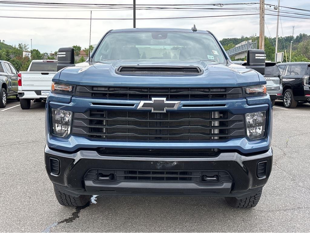 2024 Chevrolet Silverado 2500 HD Custom