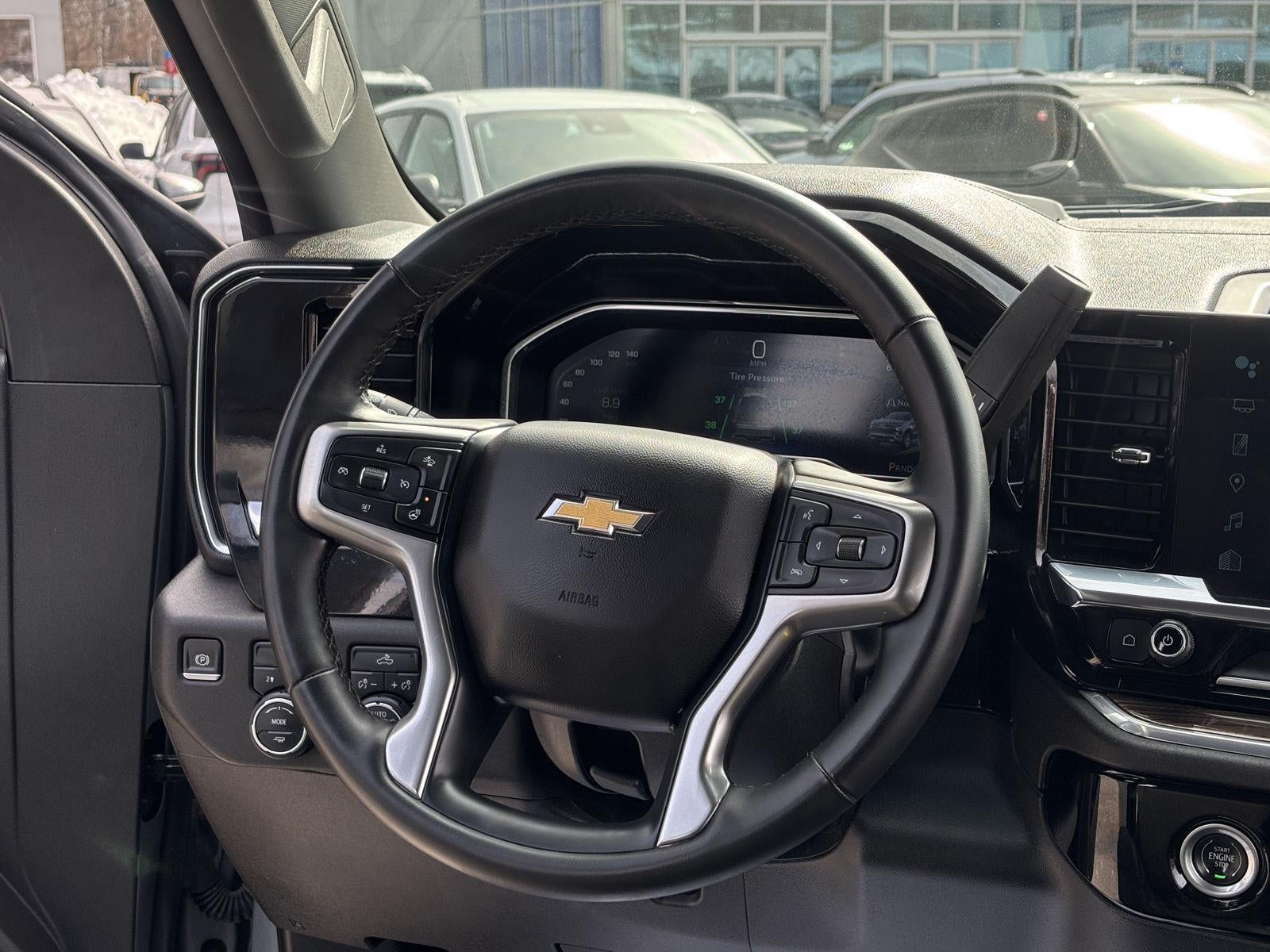 2024 Chevrolet Silverado 1500 LT (2FL)