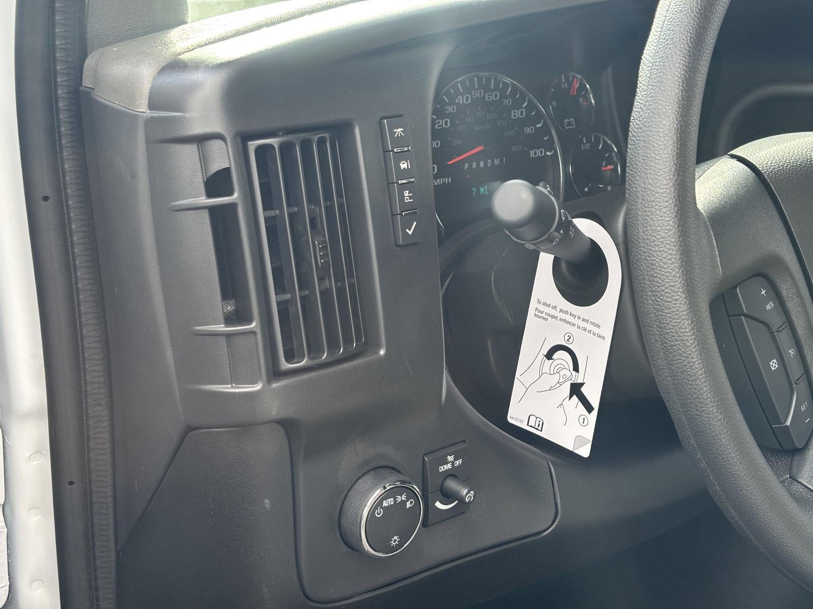 2025 Chevrolet Express Cargo 2500 WT