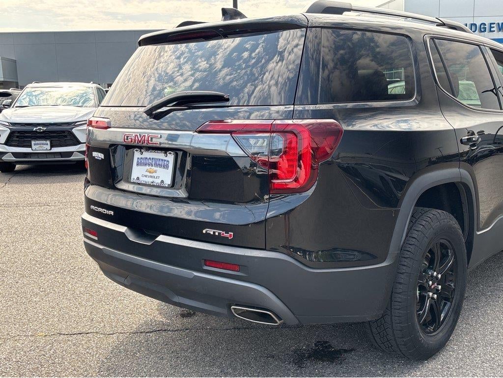 2023 GMC Acadia AT4