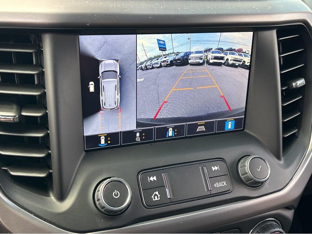 2023 GMC Acadia AT4