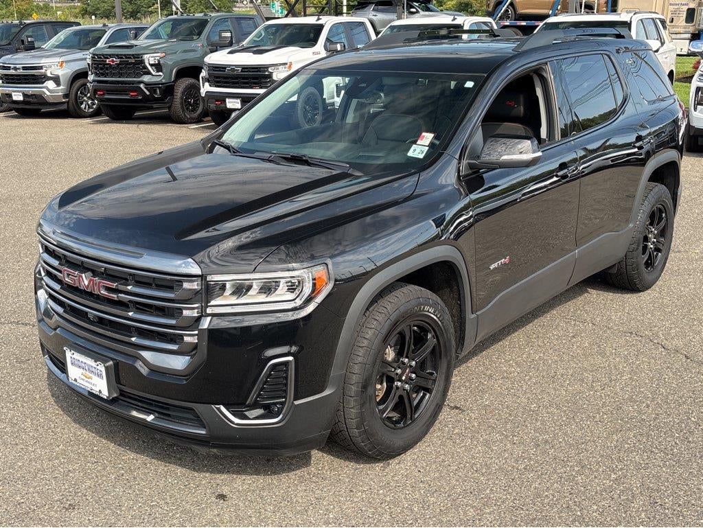2023 GMC Acadia AT4