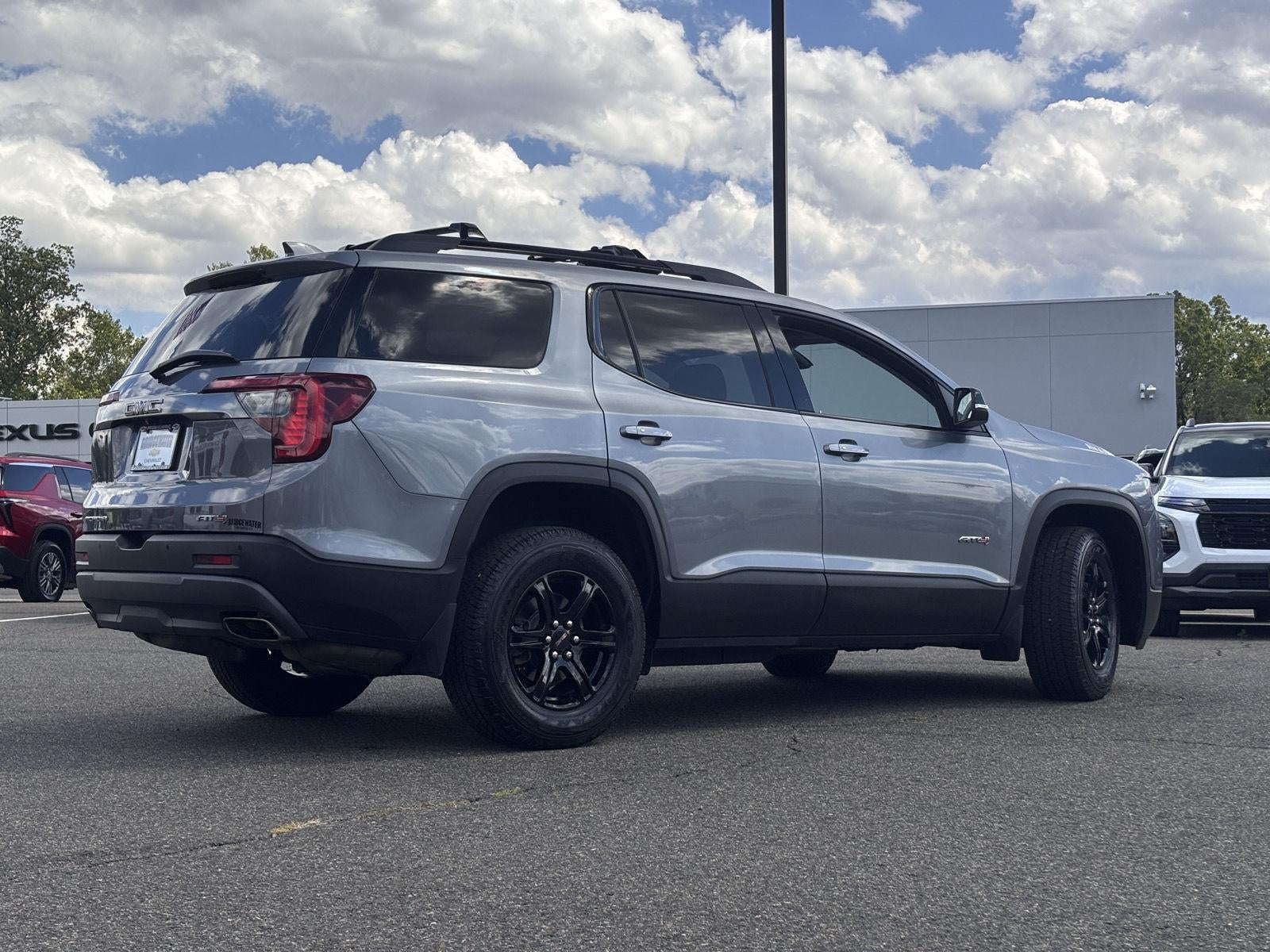 2020 GMC Acadia AT4