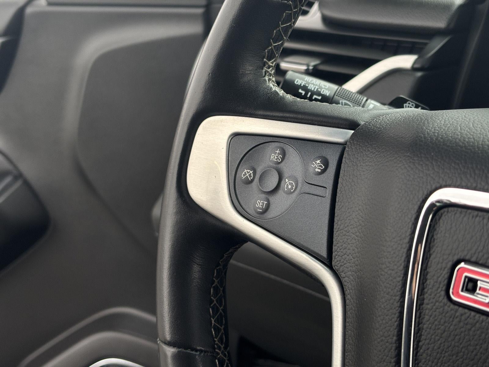 2017 GMC Yukon XL SLE