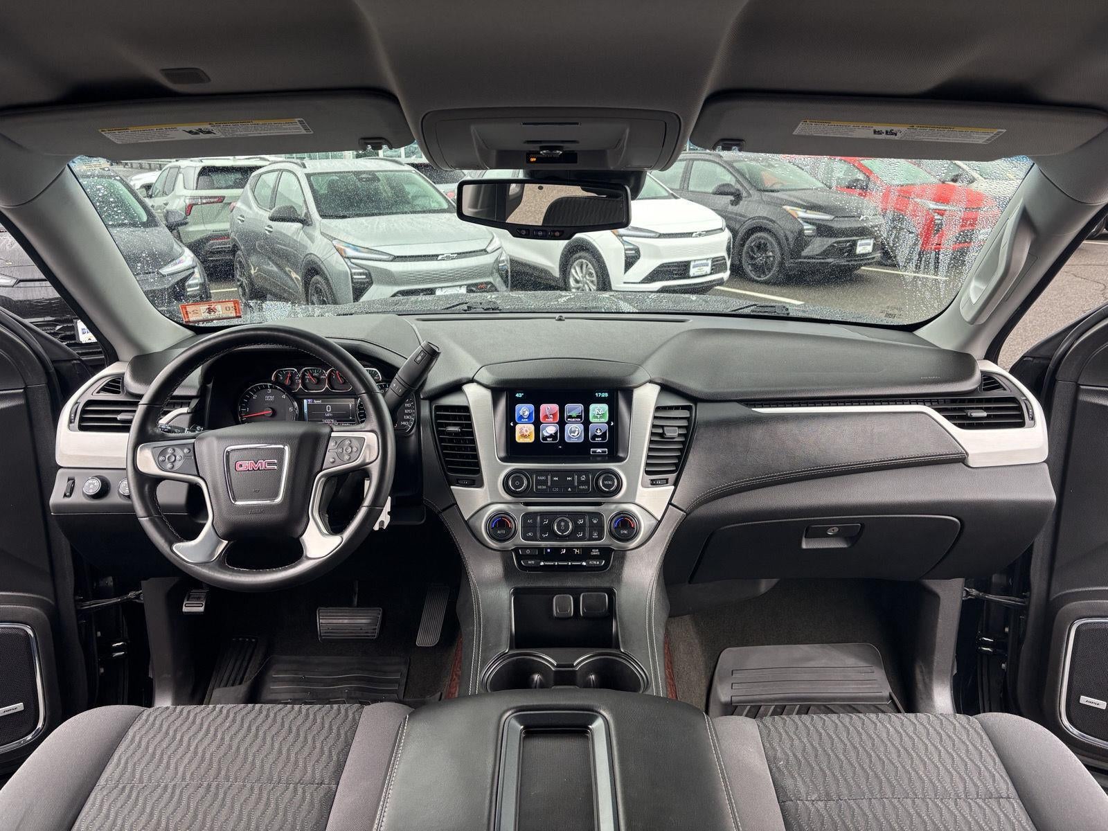 2017 GMC Yukon XL SLE