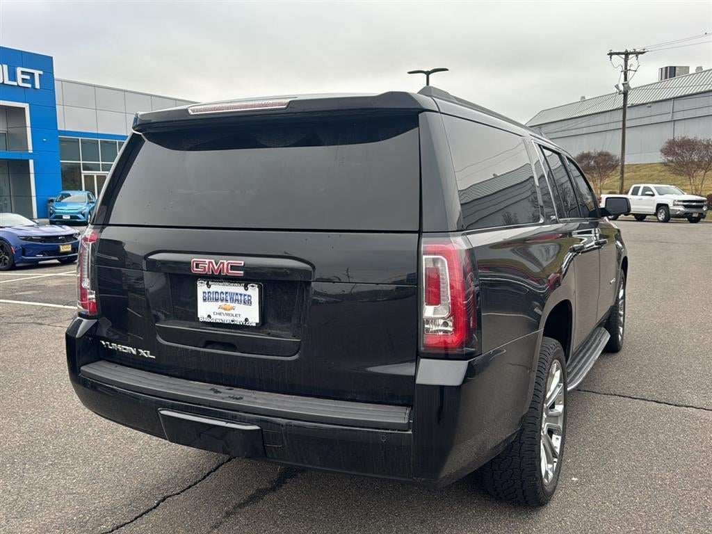 2017 GMC Yukon XL SLE