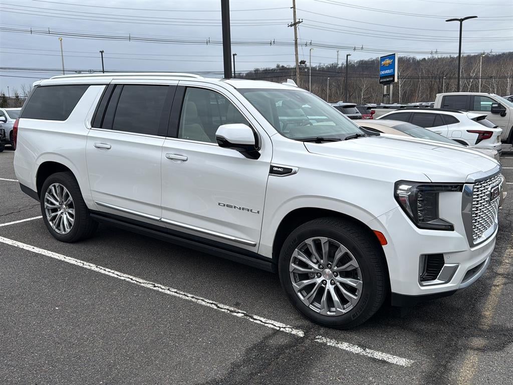 2022 GMC Yukon XL Denali