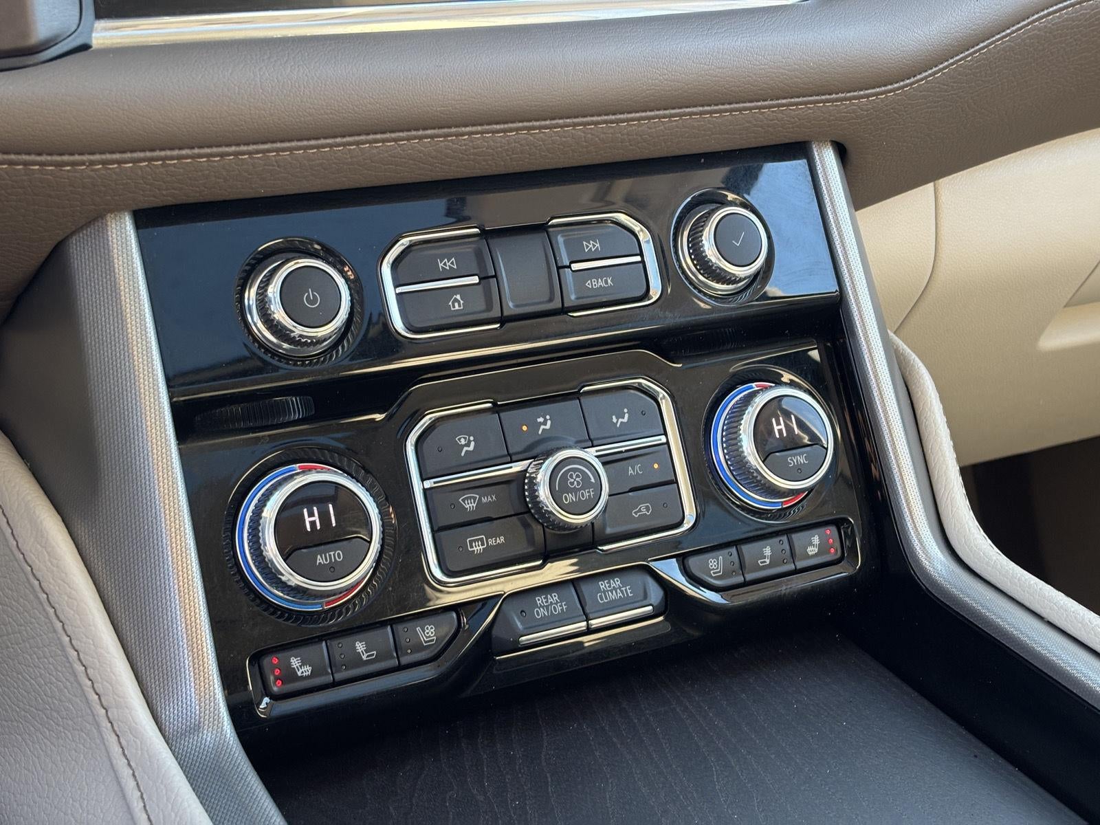 2022 GMC Yukon XL Denali