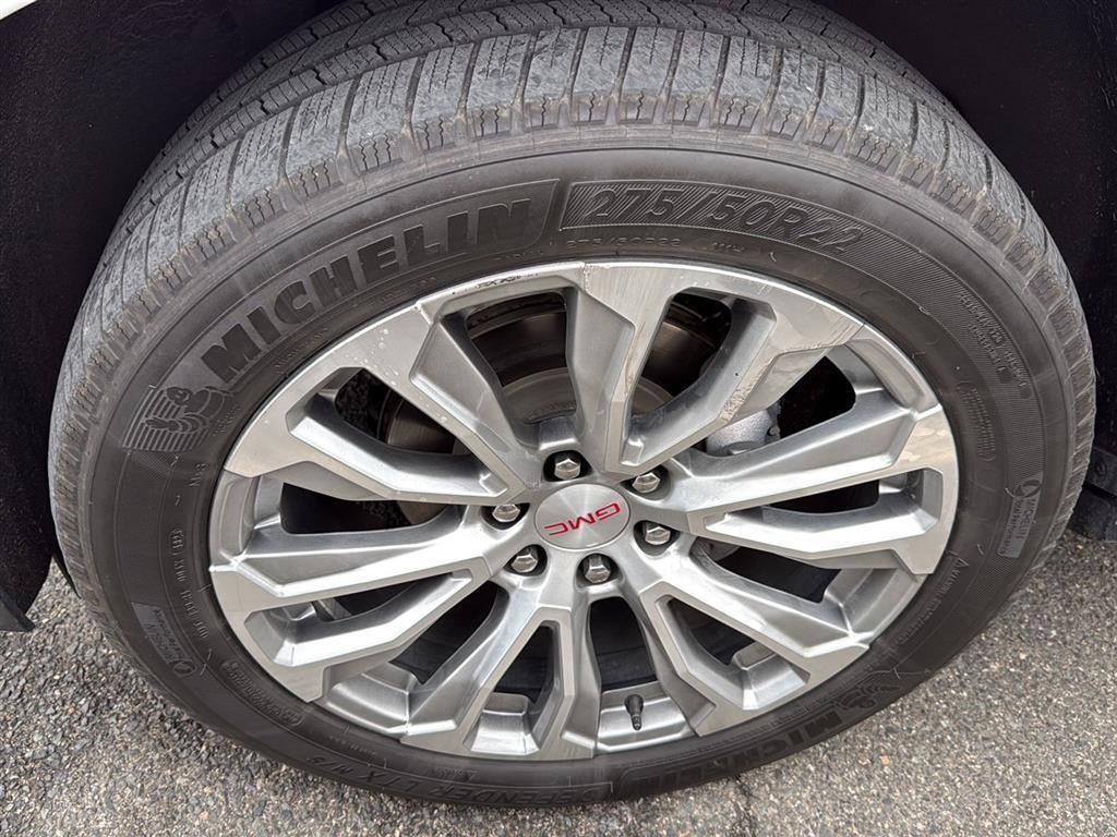 2022 GMC Yukon XL Denali