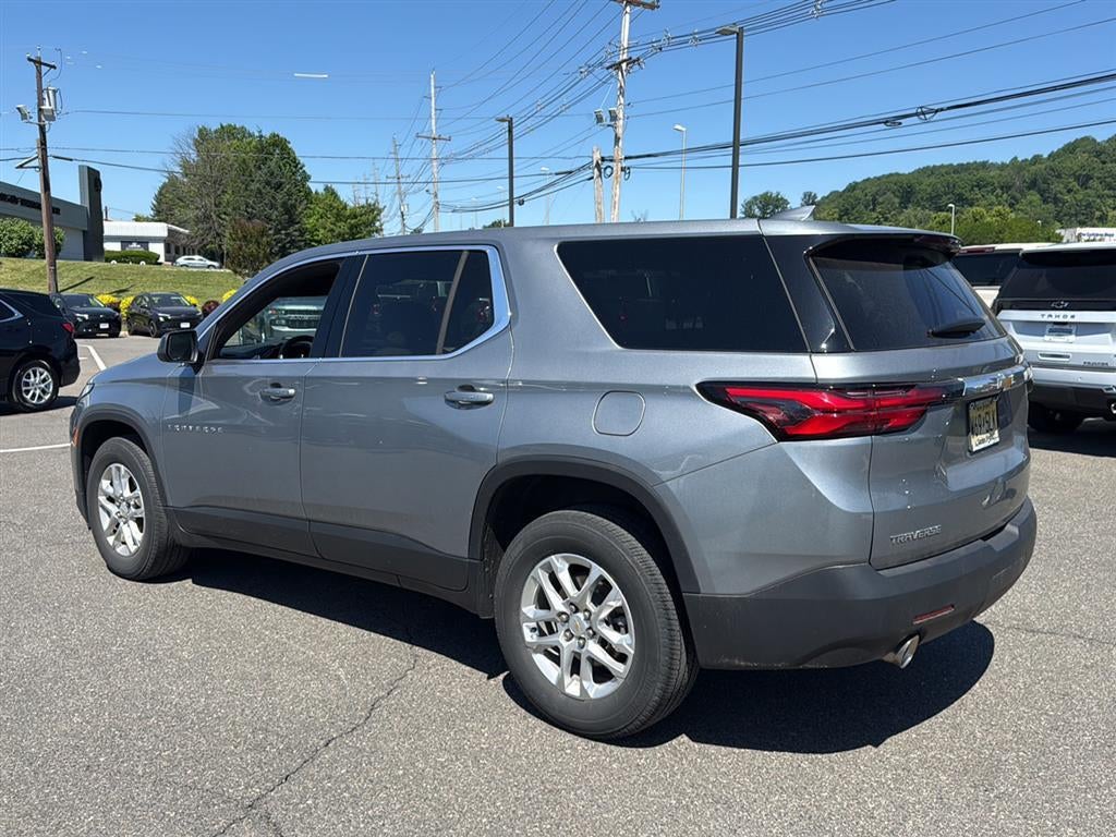 2023 Chevrolet Traverse LS