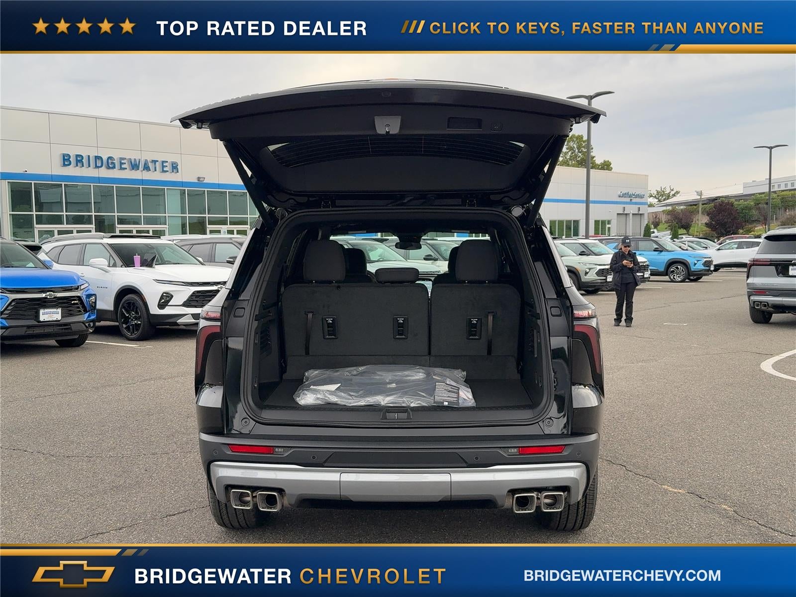 2027 Chevrolet Traverse LT