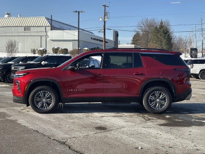 2025 Chevrolet Traverse LT