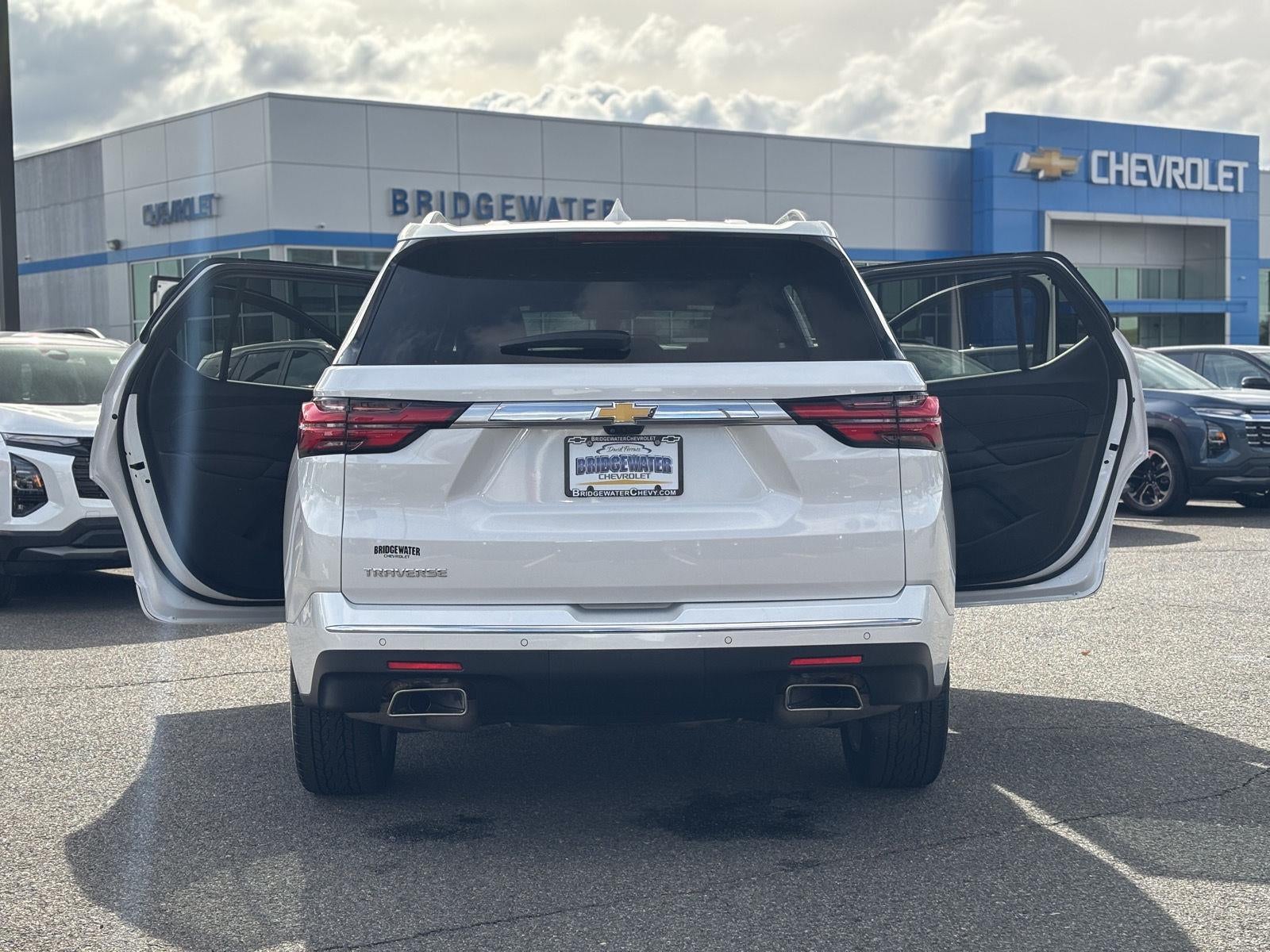 2023 Chevrolet Traverse High Country