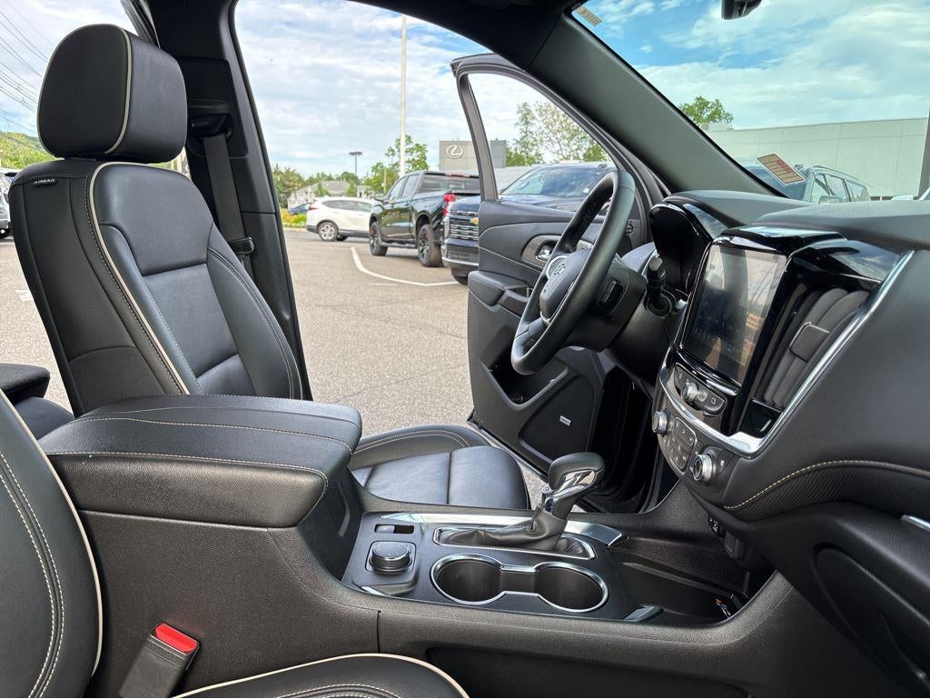 2024 Chevrolet Traverse Limited Premier