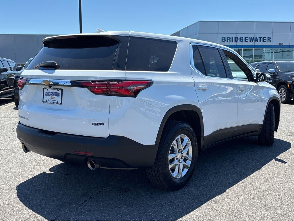 2023 Chevrolet Traverse LS