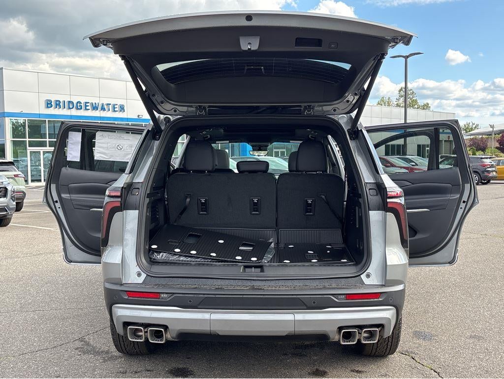 2026 Chevrolet Traverse LT - Photo 13