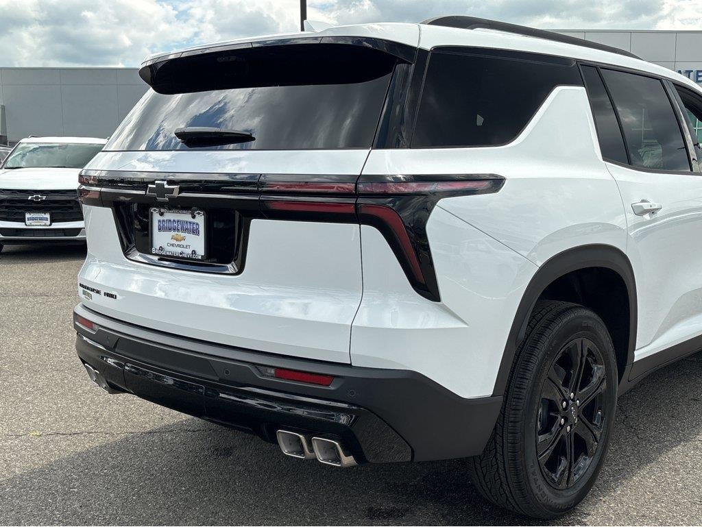 2027 Chevrolet Traverse LT - Photo 11