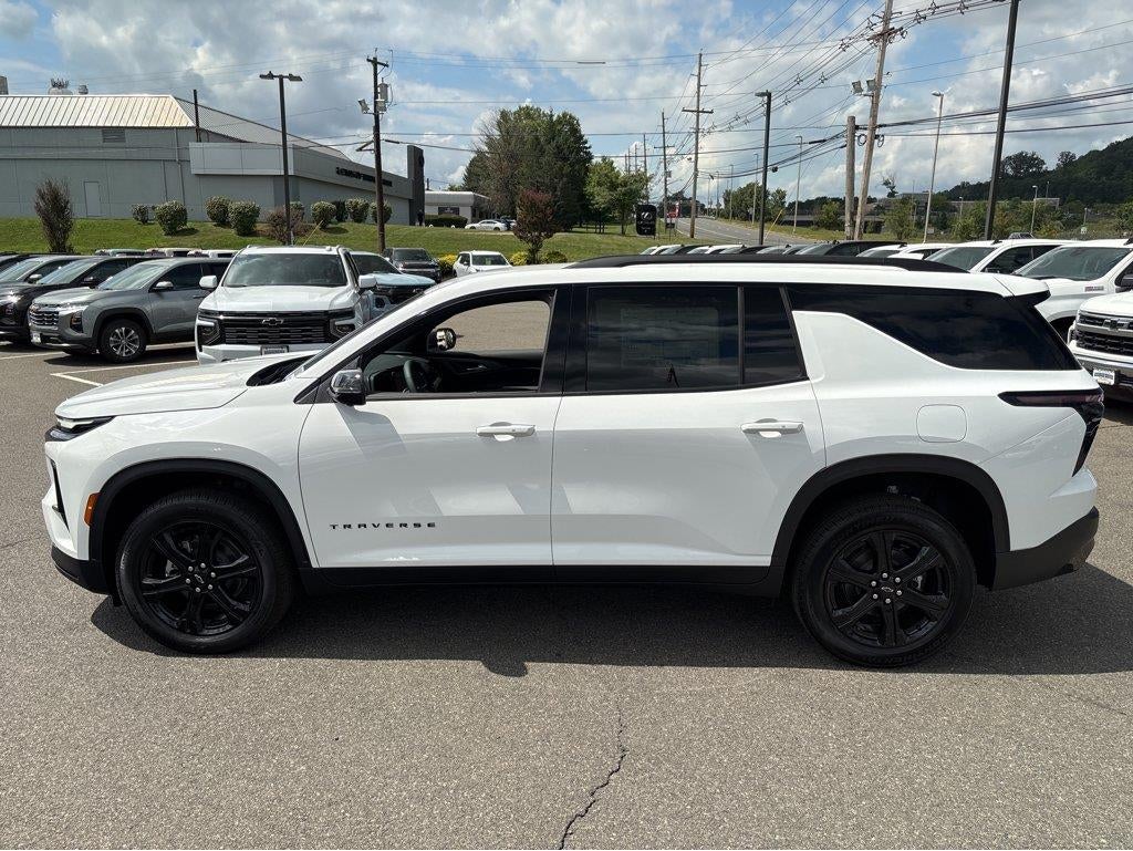 2027 Chevrolet Traverse LT - Photo 15