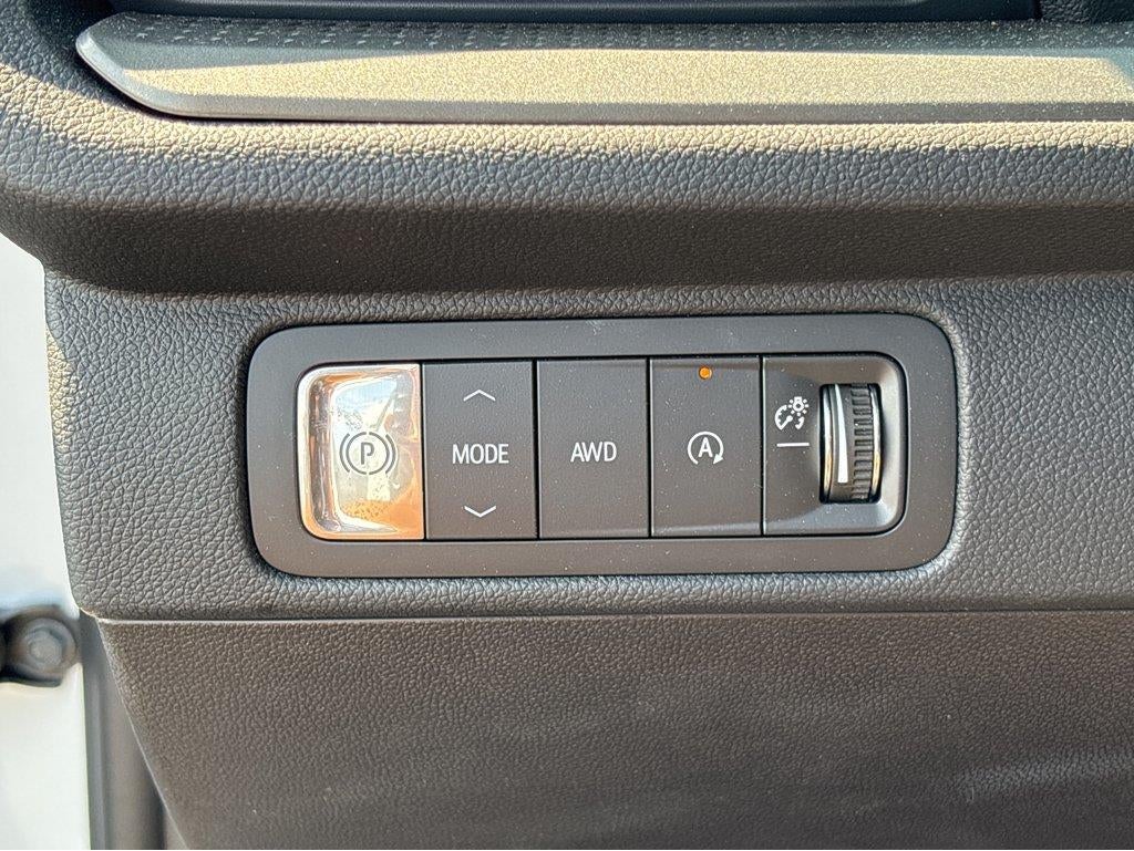 2026 Chevrolet Traverse LT - Photo 29