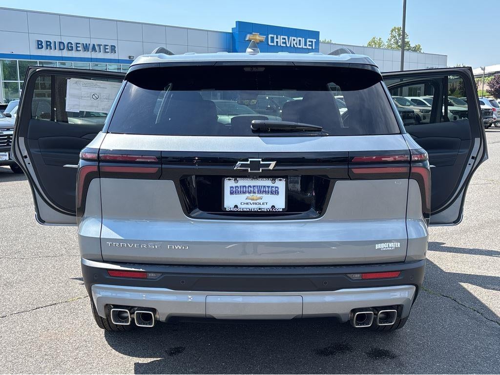 2026 Chevrolet Traverse LT - Photo 12