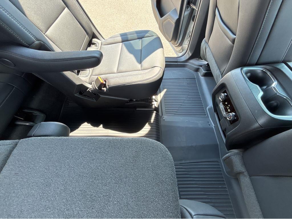 2026 Chevrolet Traverse LT - Photo 8