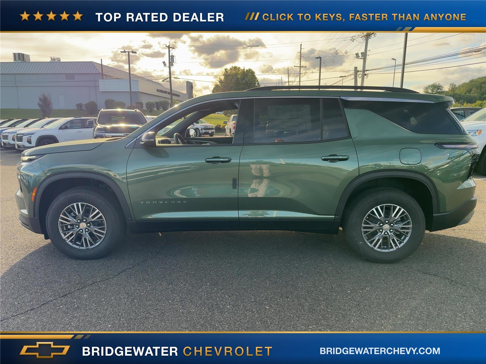 2027 Chevrolet Traverse LT