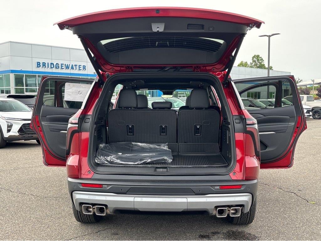 2027 Chevrolet Traverse LT - Photo 13