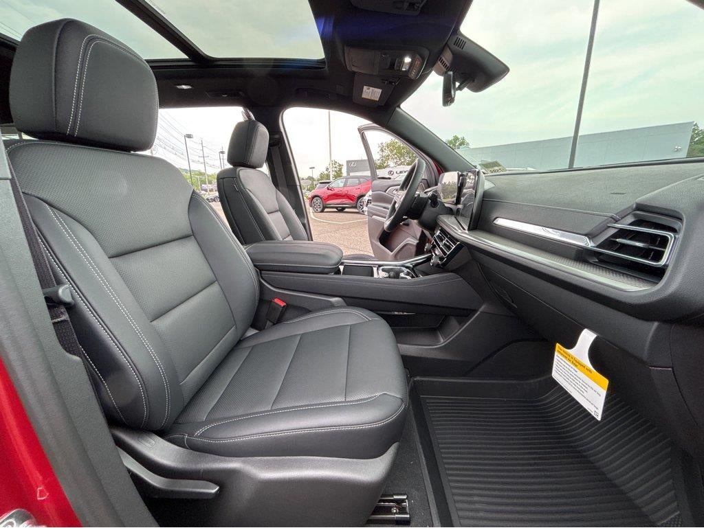 2027 Chevrolet Traverse LT - Photo 6