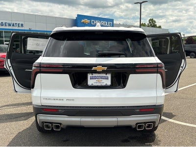 2026 Chevrolet Traverse LT