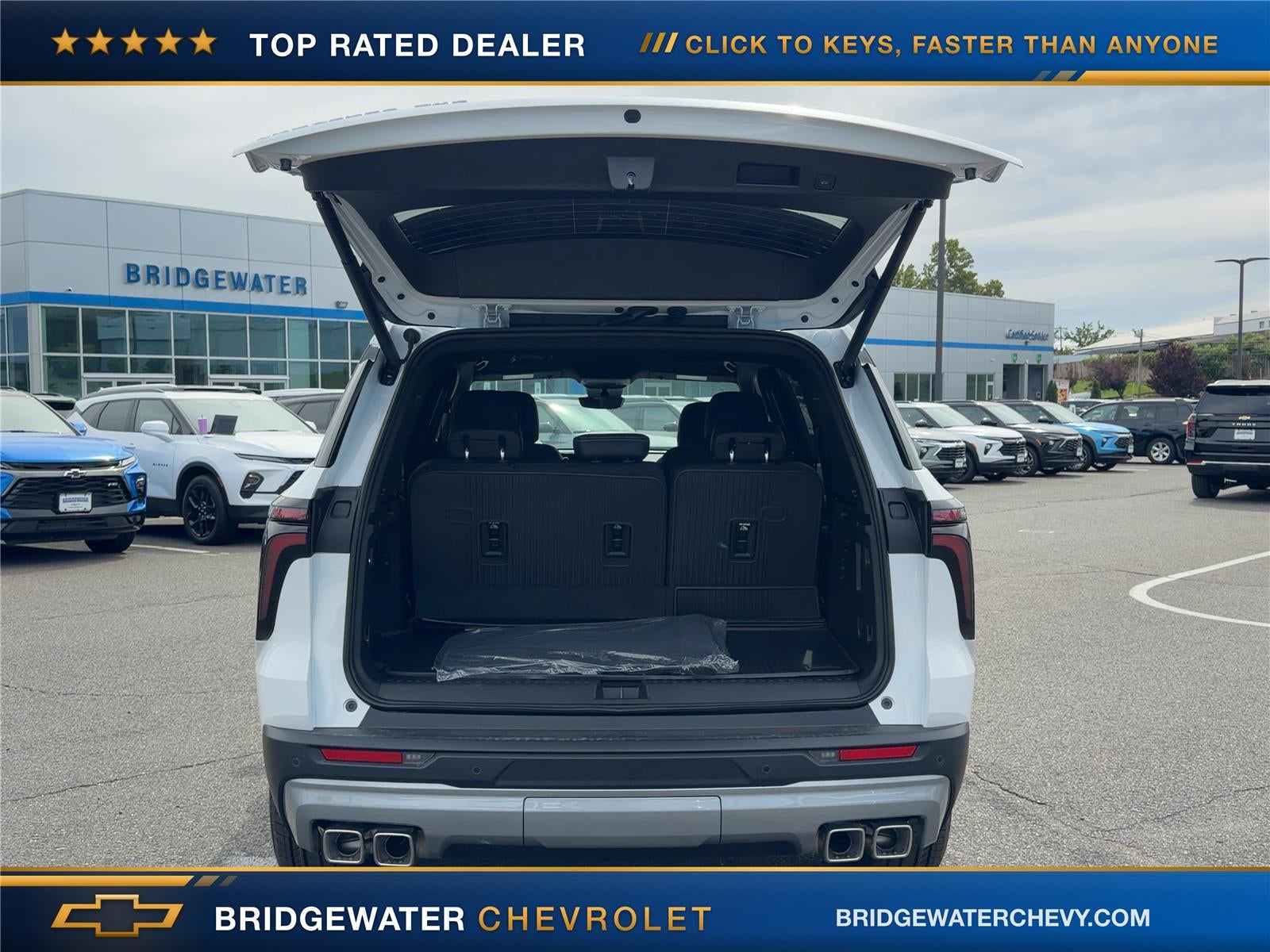 2027 Chevrolet Traverse LT