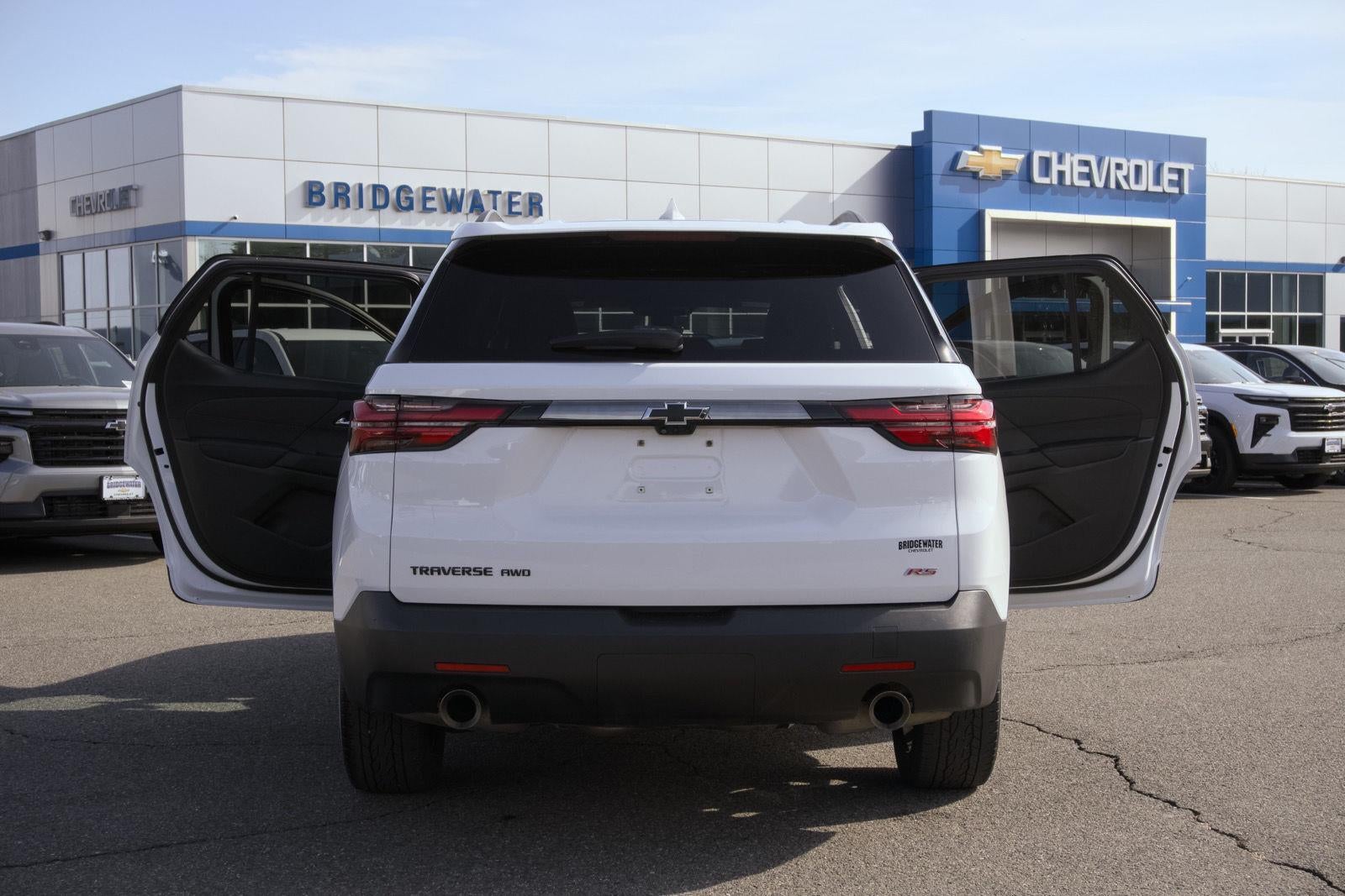 2023 Chevrolet Traverse RS
