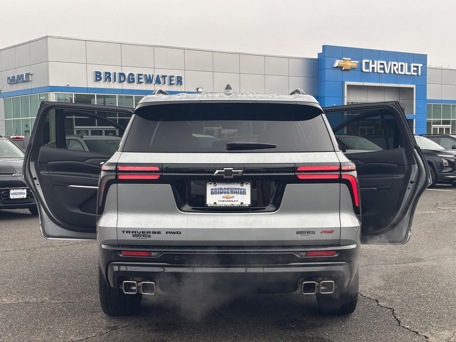 2025 Chevrolet Traverse RS