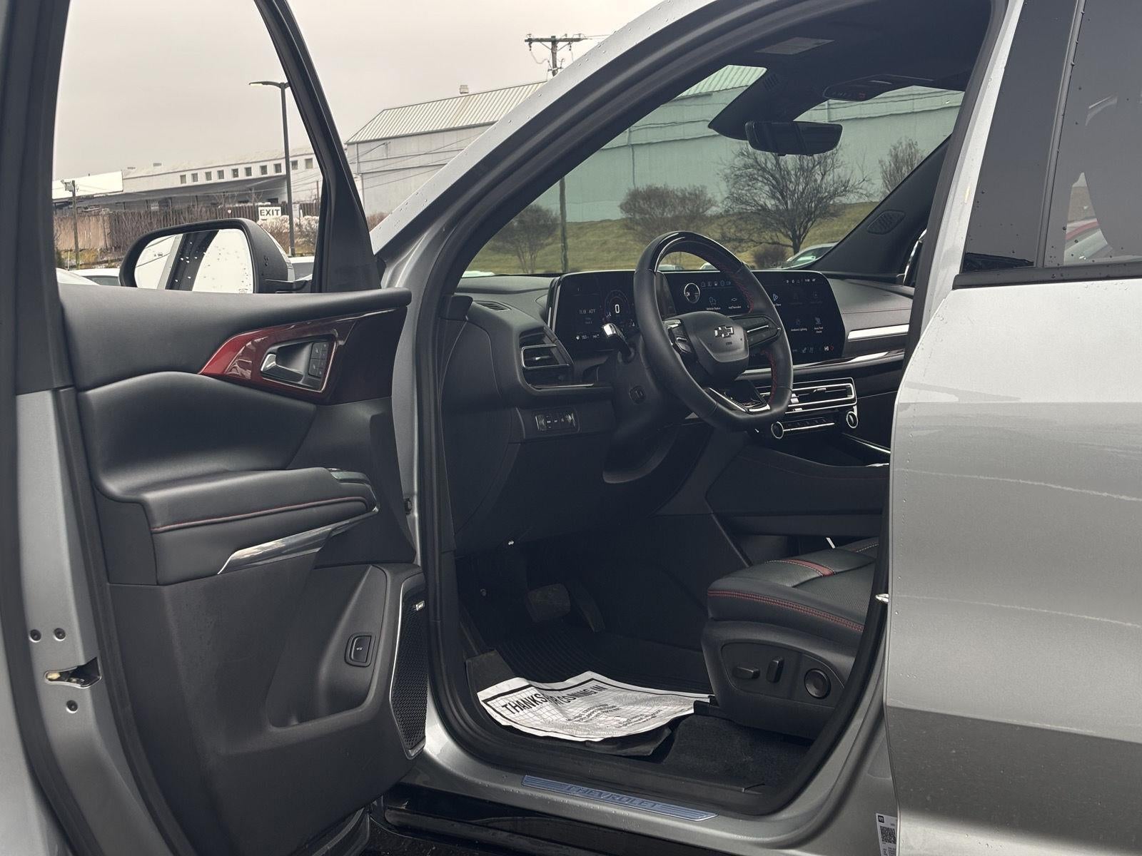 2025 Chevrolet Traverse RS