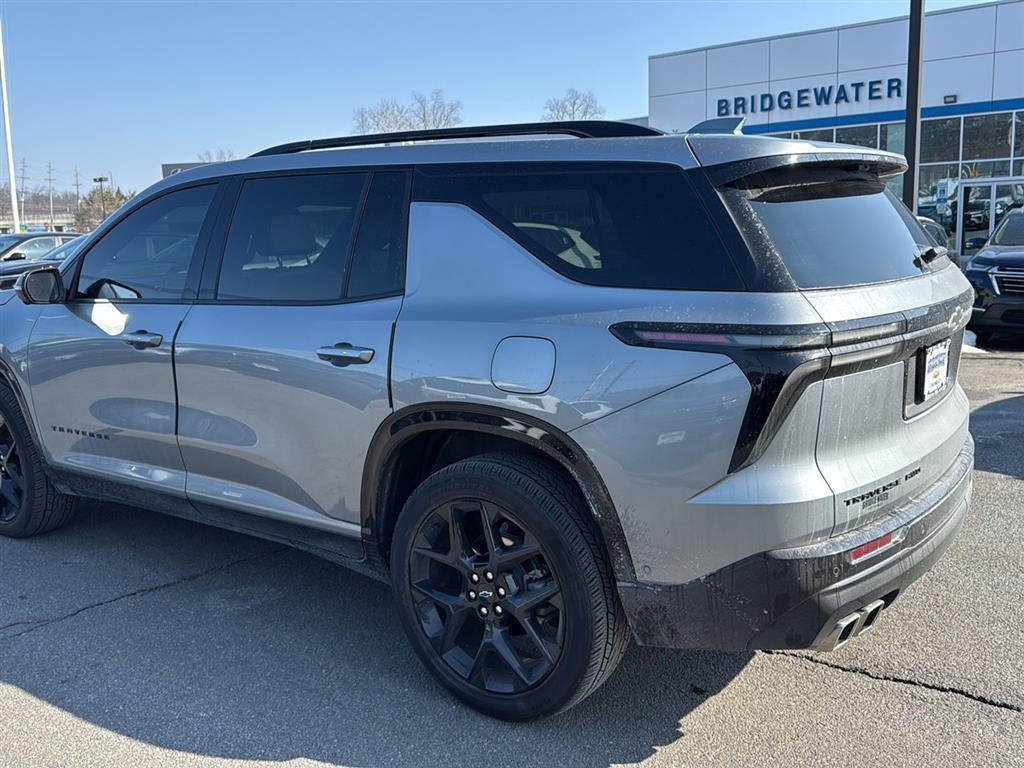 2025 Chevrolet Traverse RS