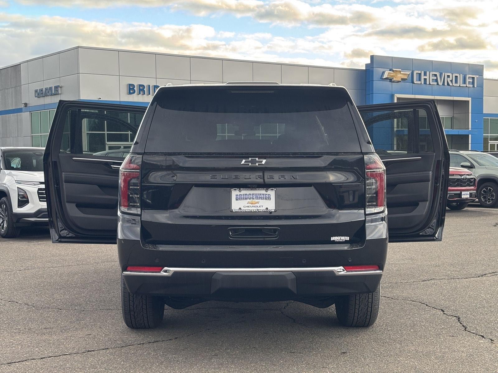 2026 Chevrolet Suburban LS