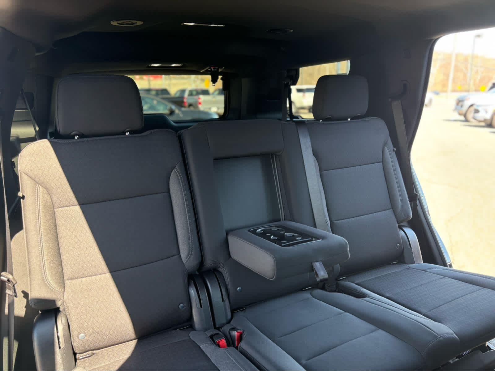 2025 Chevrolet Tahoe LS